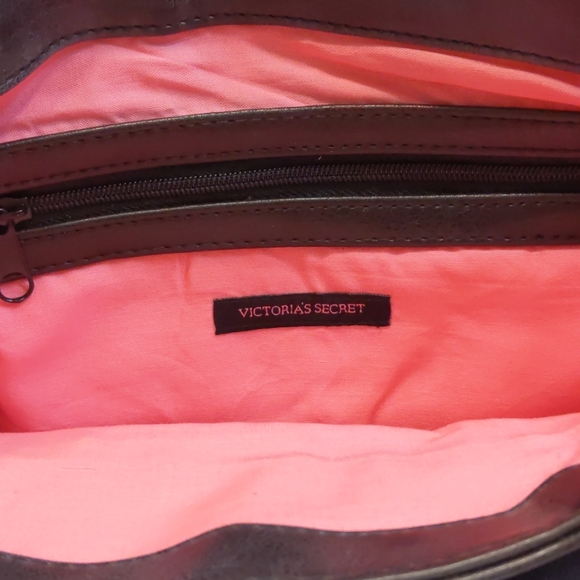 Victoria's Secret Black vegan leather handbag - Picture 7 of 8